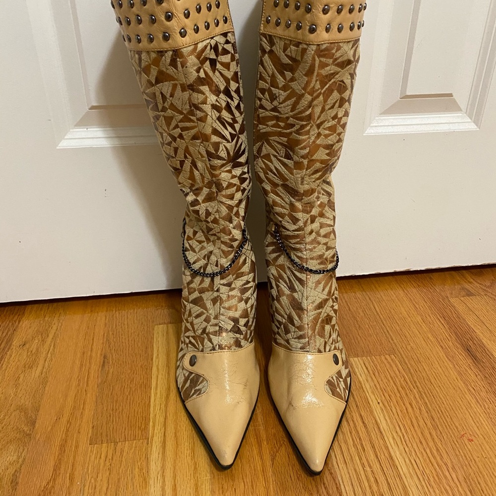 Yoki Tan and Brown Heeled Boots - Picture 2 of 13